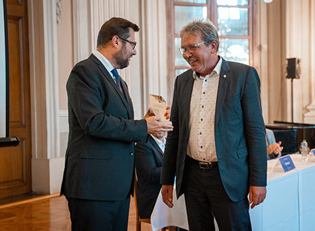 zlaty_tahak_laureat_04_2022